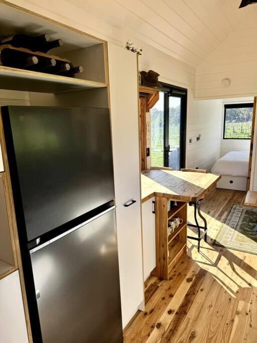 Chalet Watertree At Dalton's Paddock